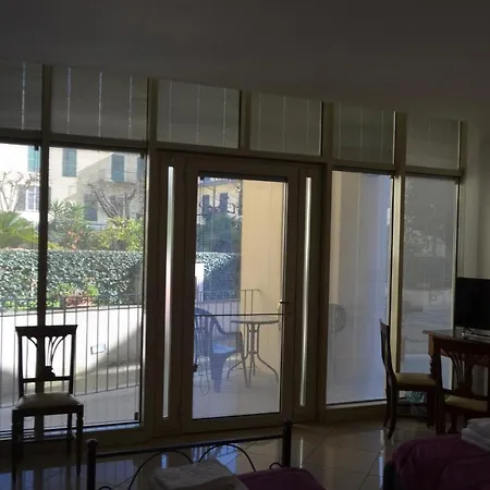 Casa Per Ferie Religiosa Figlie Di Nazareth Couette-café *
