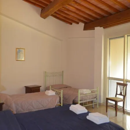 Casa Per Ferie Religiosa Figlie Di Nazareth Couette-café Pise