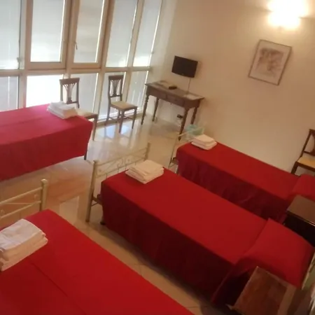 Casa Per Ferie Religiosa Figlie Di Nazareth Couette-café *